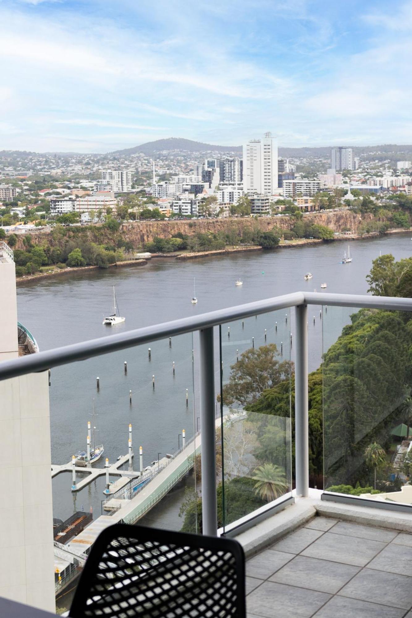 Oaks Brisbane On Felix Suites Exterior photo