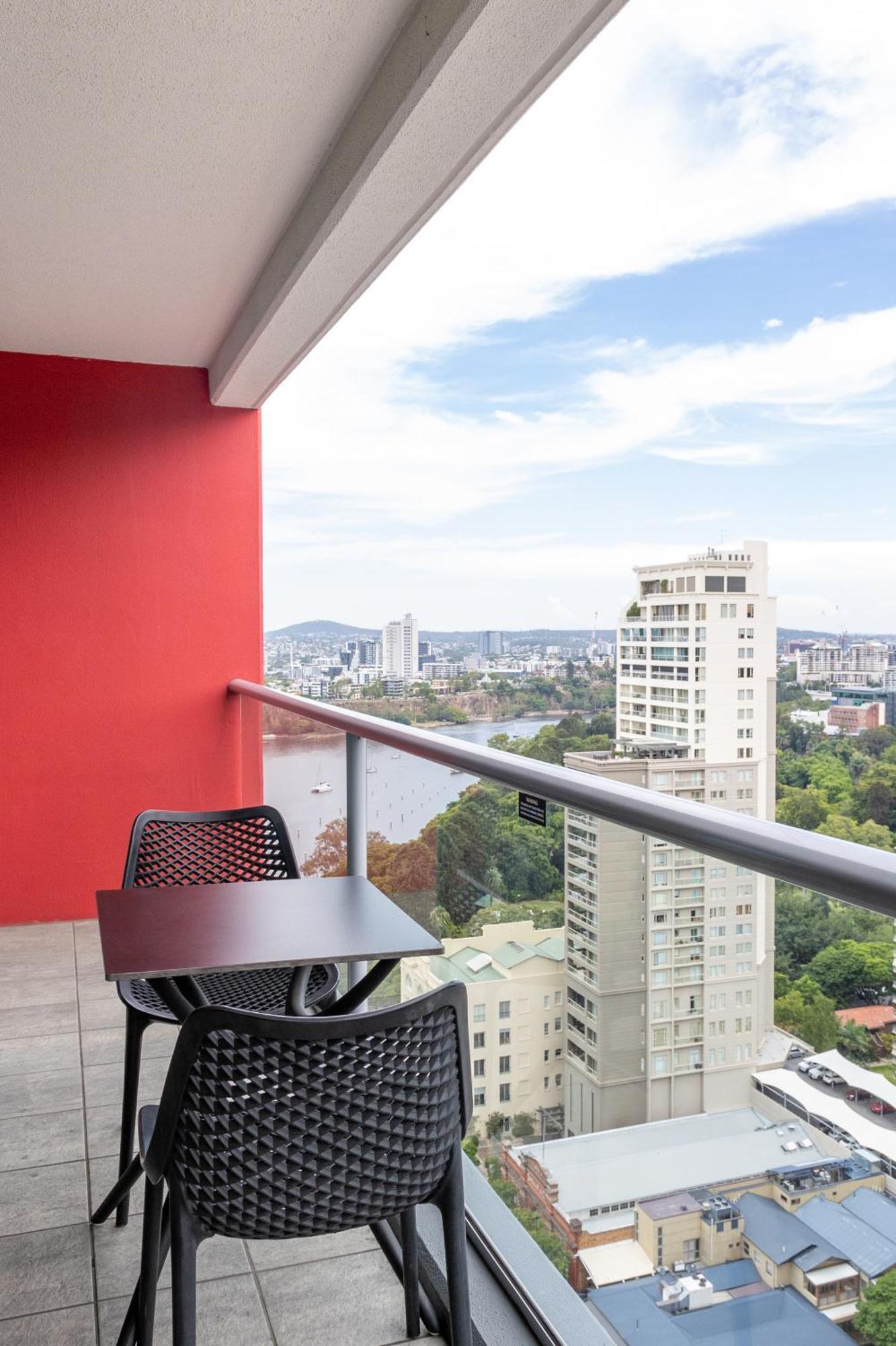 Oaks Brisbane On Felix Suites Exterior photo